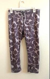 Roxy performance capri leggings